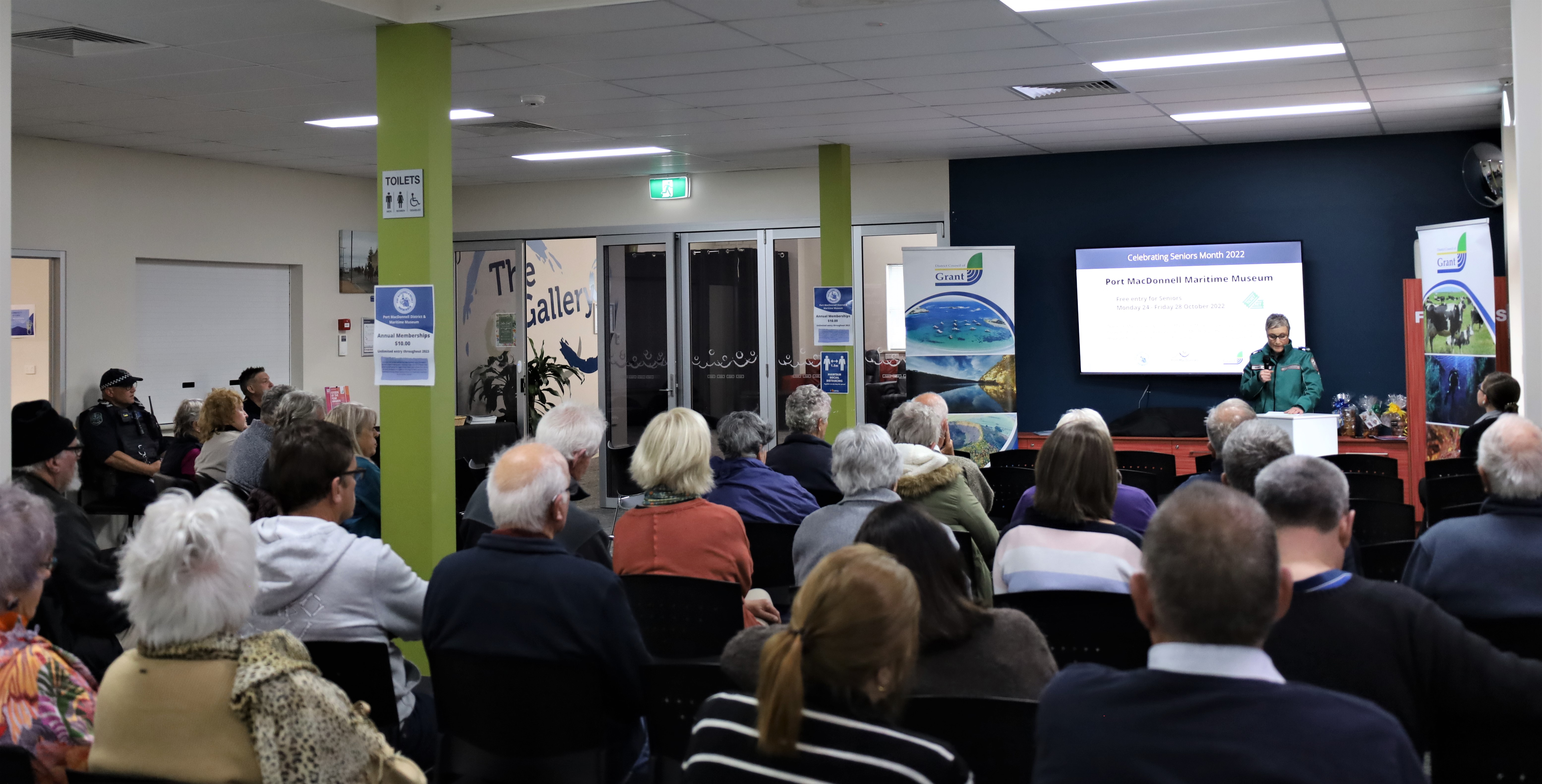 Port MacDonnell - Presentation